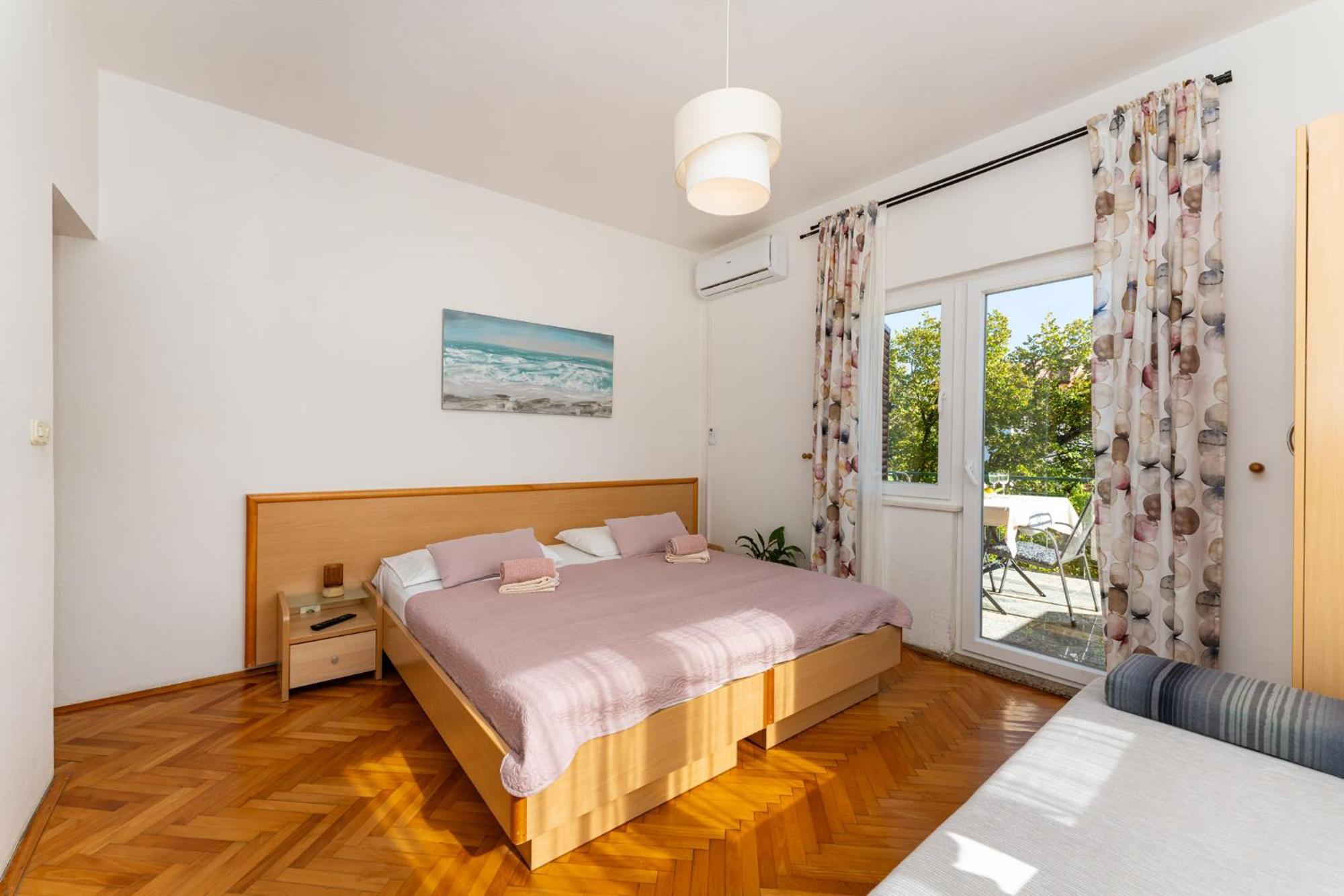 Apartments Adriana Starigrad Paklenica Esterno foto