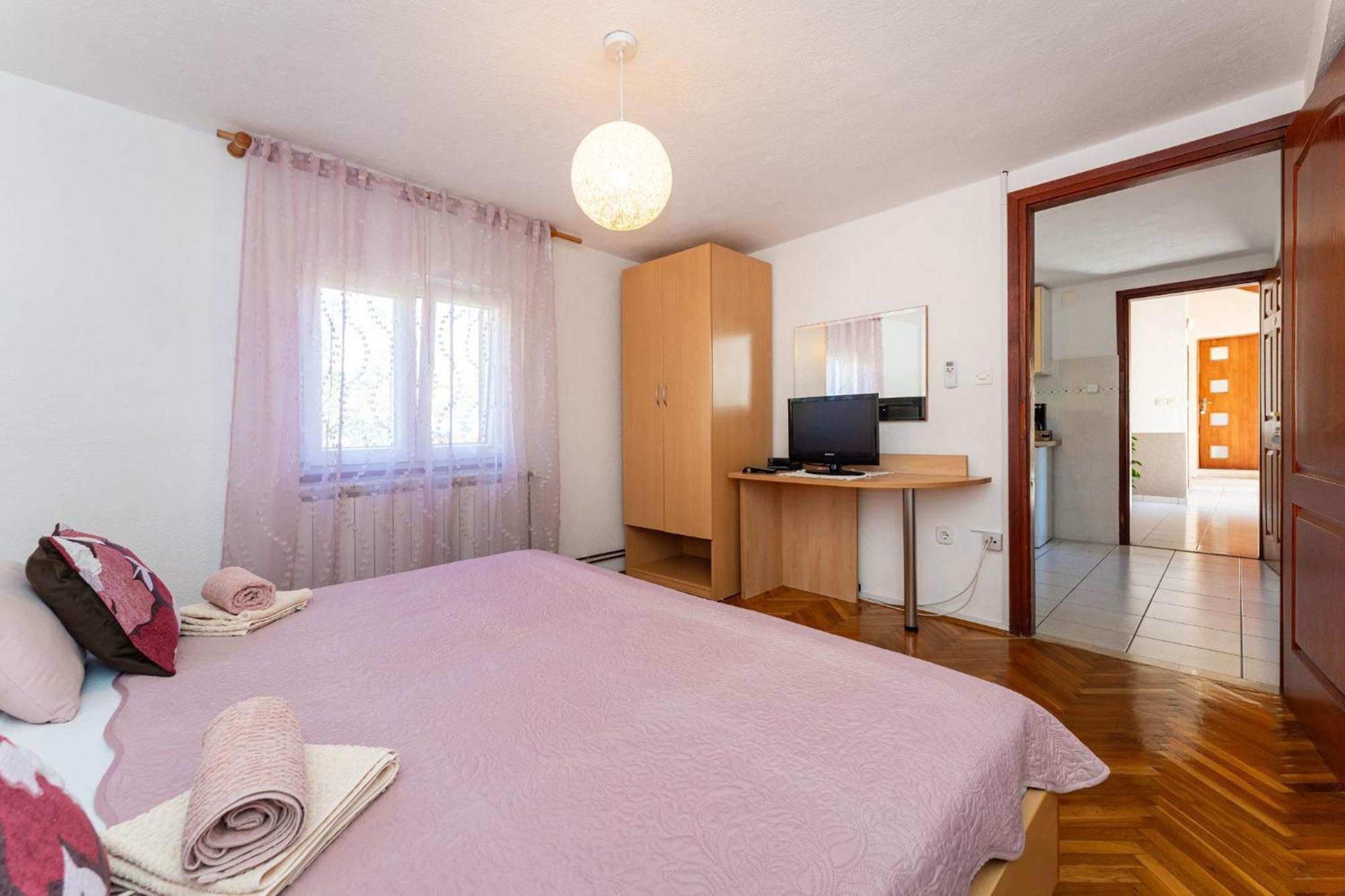 Apartments Adriana Starigrad Paklenica Camera foto
