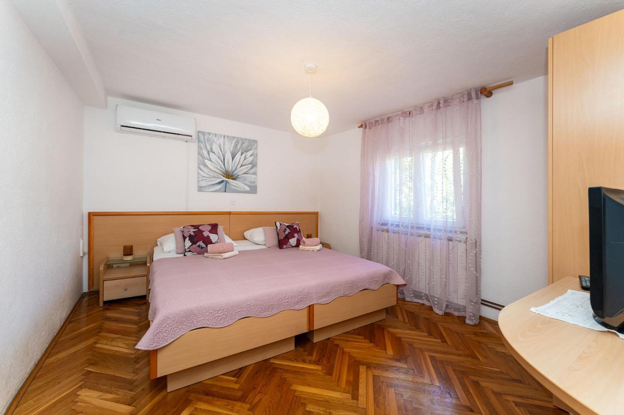Apartments Adriana Starigrad Paklenica Esterno foto