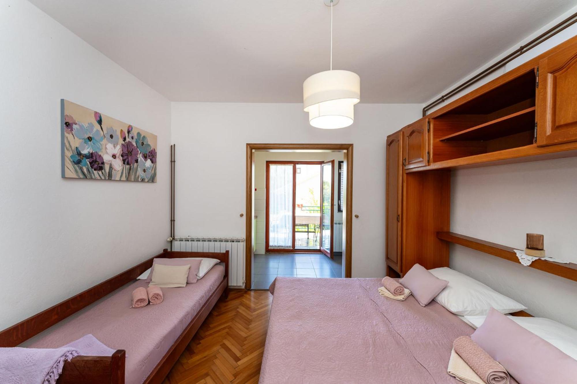 Apartments Adriana Starigrad Paklenica Camera foto